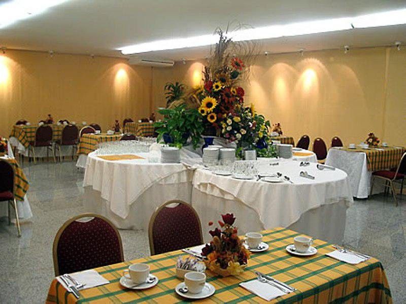Cristal Palace Hotel Buenos Aires Exterior photo